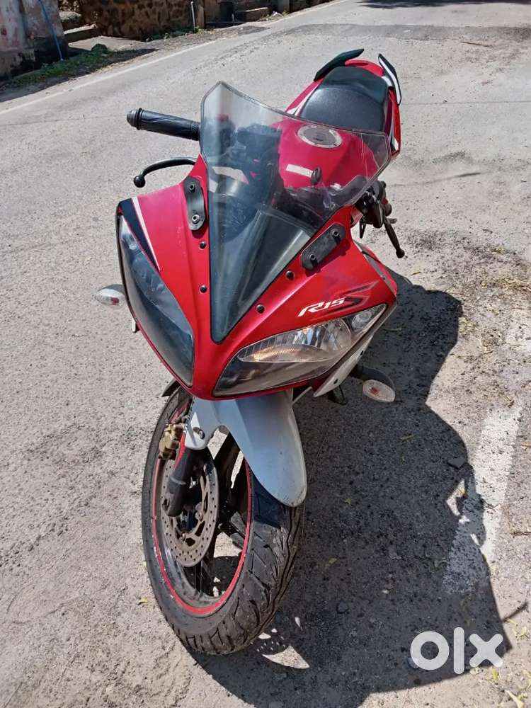 YAMAHA R15 2018