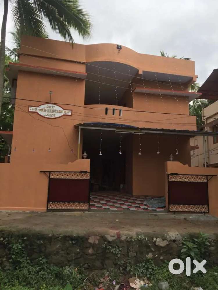 Single lodge rooms available for rent.