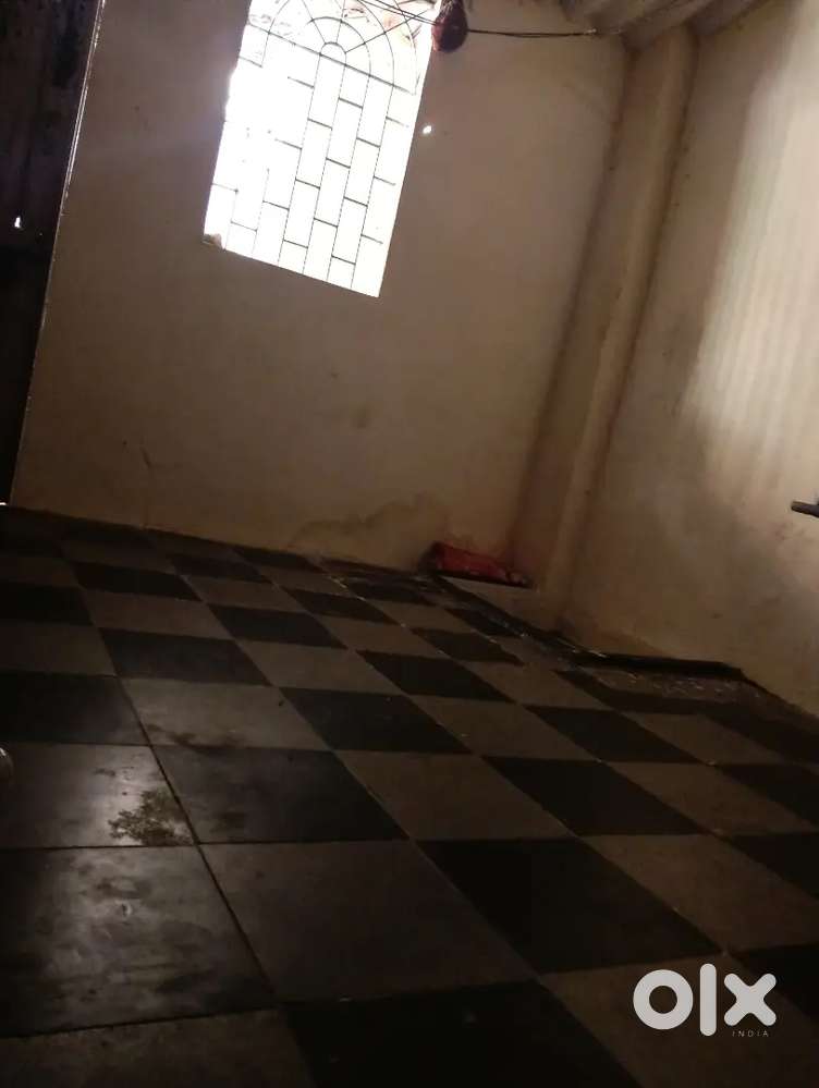 Only bachaler pg sharing 6parsan rah sakta hai deposit 3000