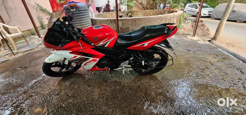 Sell Yamaha R15