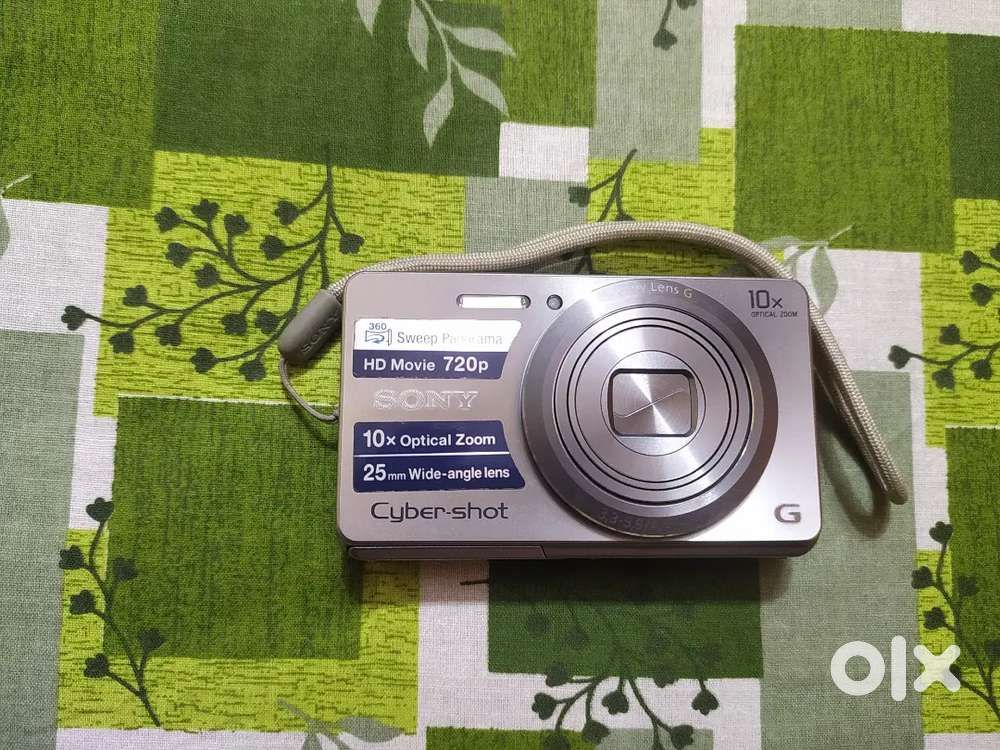 Sony Cyber-Shot DSC-W690–Compact,Stylish&Original.(Negotiable)