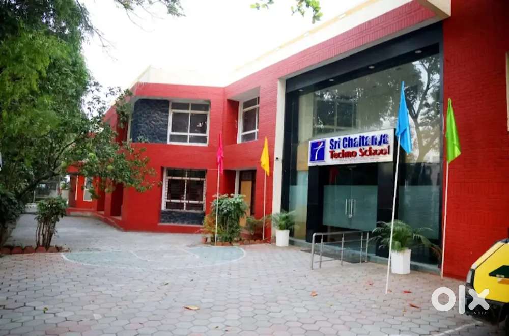 We Need Teachers for our School, DM me for enquiry, Don't Call