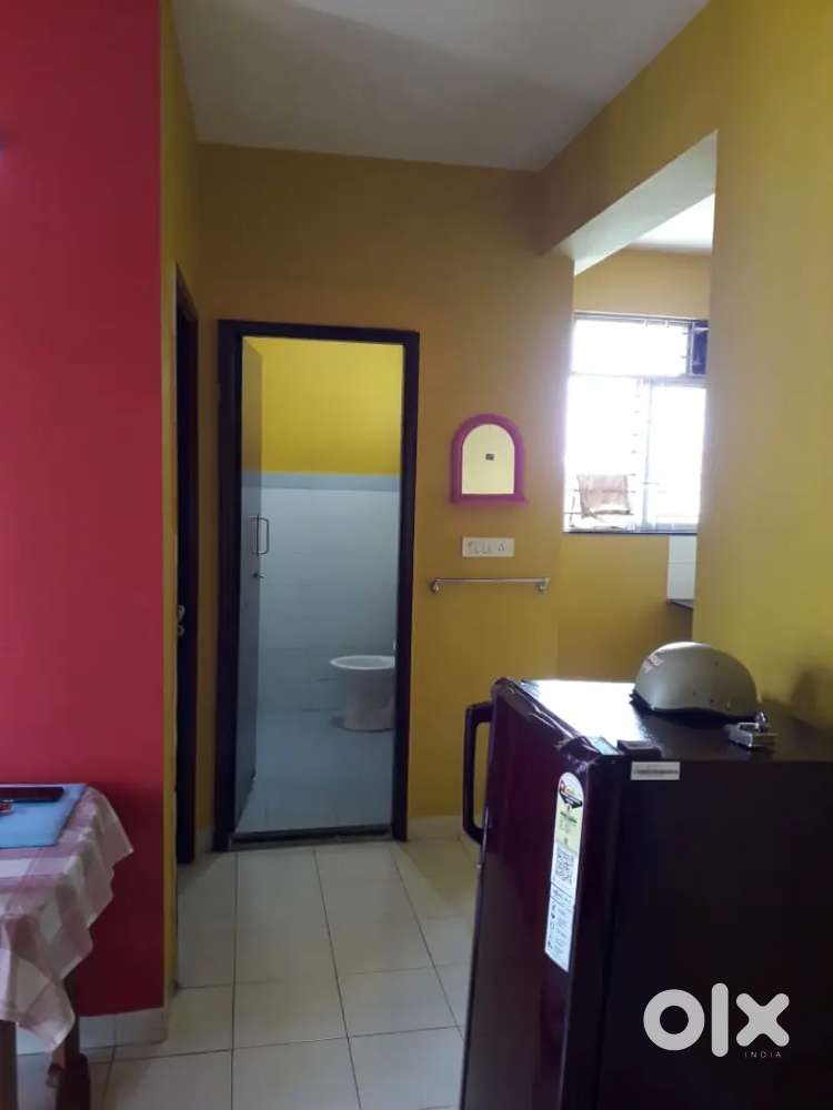 2BHK Furnished/Unfurnished/Semi Furnished Room In Newtown Action Area1