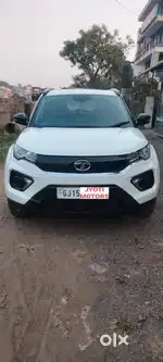 Tata Nexon 1.5 Revotorq XZA Plus Dual Tone Roof AMT, 2021, Diesel