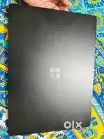 Surface Laptop 4 core i7 11gen 15 inch display
