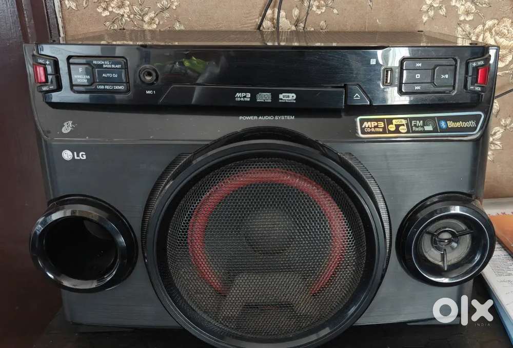 Sony 32inch LED TV, Amazon Stick & LF Powerful Music System!