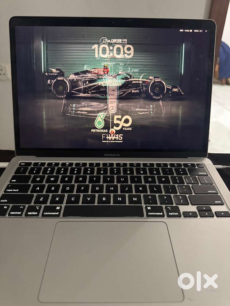 Macbook air M1