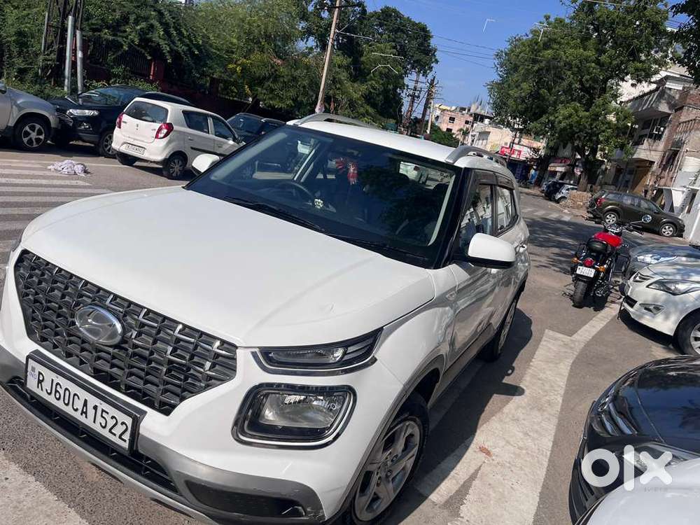 Hyundai Venue 1.2 S Plus, 2021, Petrol
