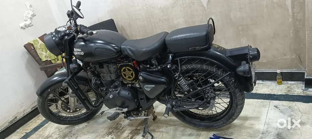 Classic 500 CC MODEL 2018 BLACK COLOUR