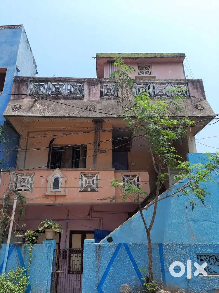 Independent old building G +1