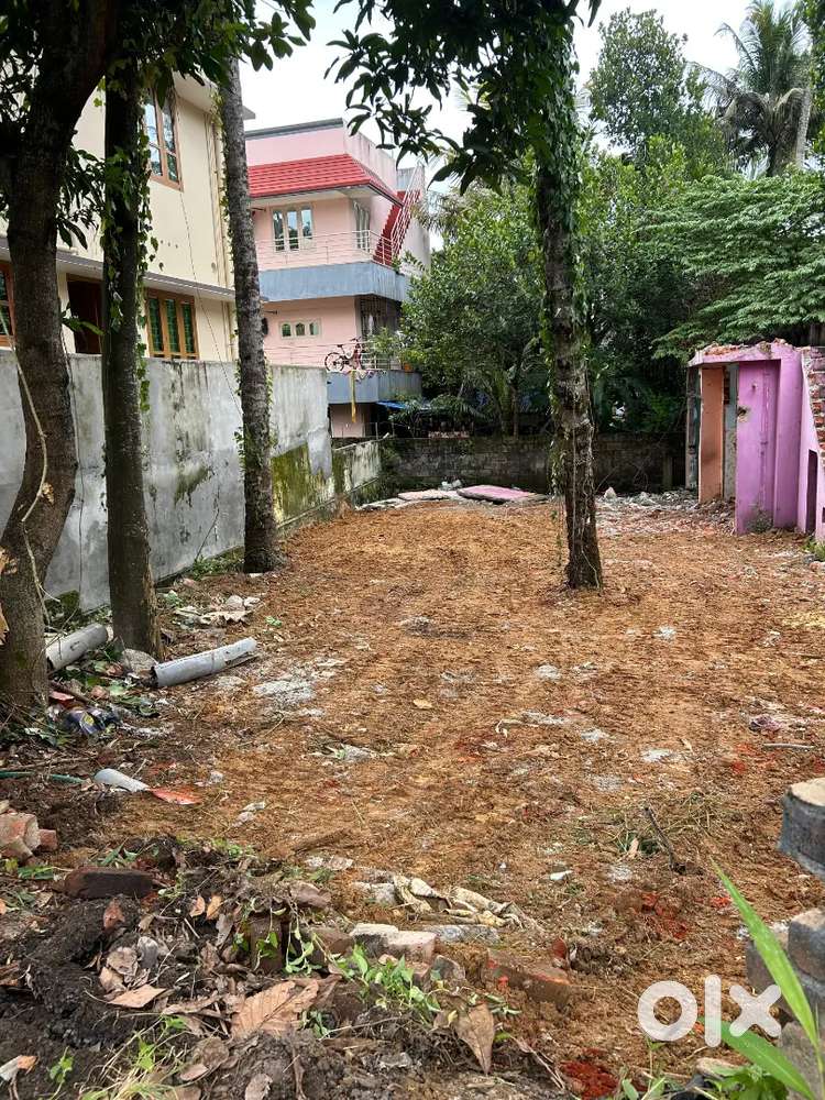 4.6 cent plot for sale near pattom Kendriya Vidyalaya