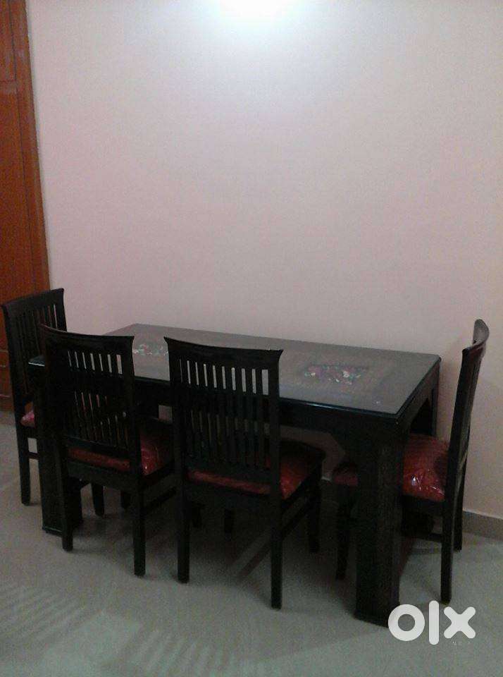 2 BHK ATTACHED TOILES