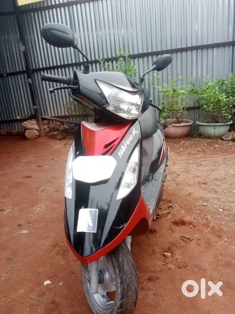 Scooty streak for sale