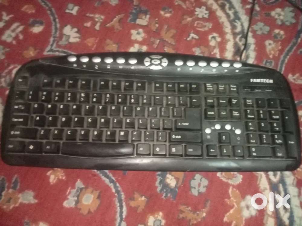 Full size Keyboard /ps2 port