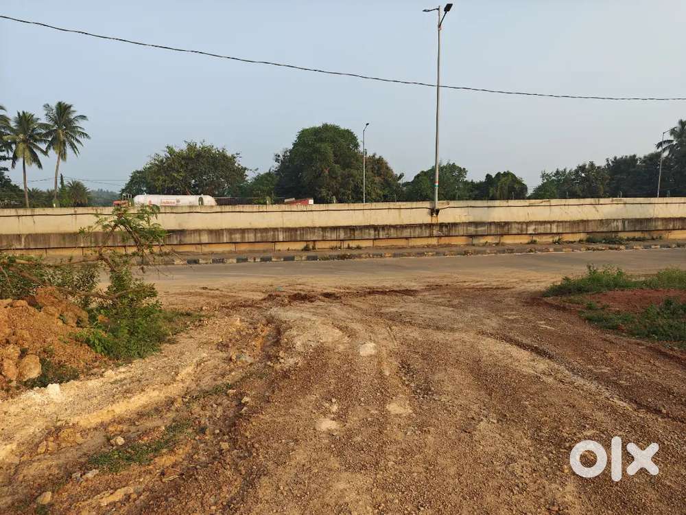 Plot for sale 2000 sqft/1500 sqft 1050/- per sqft