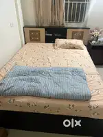 Queen size bed for 10k