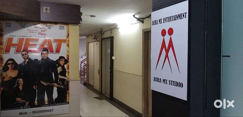 MX studio Mumbai campany hiring females only for chat process