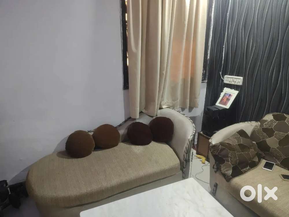 Luxury sofa set 6 seater