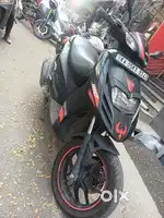 Aprila sr 160 carbon edition