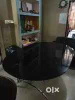 Large 6 seat dining table
