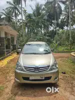 Toyota Innova 2011 December Diesel 121452 Km Driven