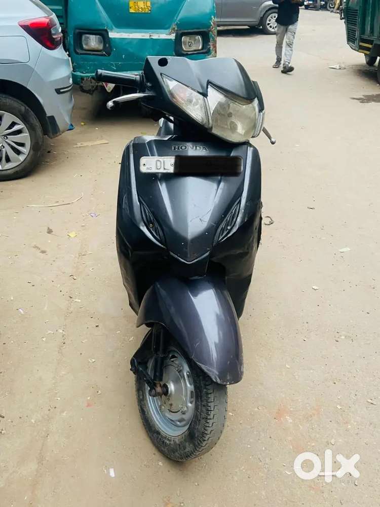 Activa 4g in good condition