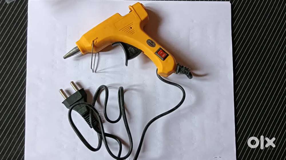 Medium size glue gun