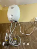 Bajaj Splendora 3L geyser