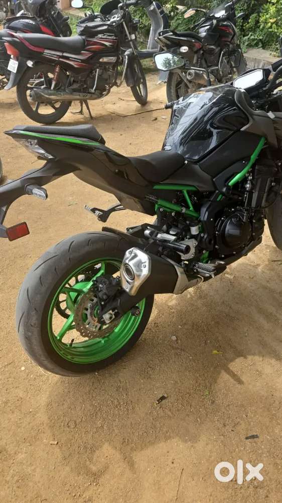 Kawasaki motor bike