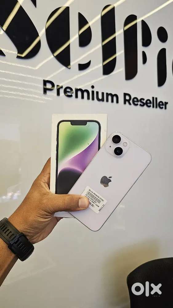 96%Battery Health
Iphone 14 
128GB storage
Purple one
Full box