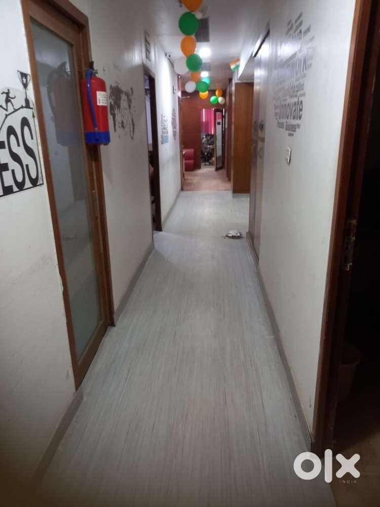 2400 sq feet semi furnished 2nd floor sector 34 a chd