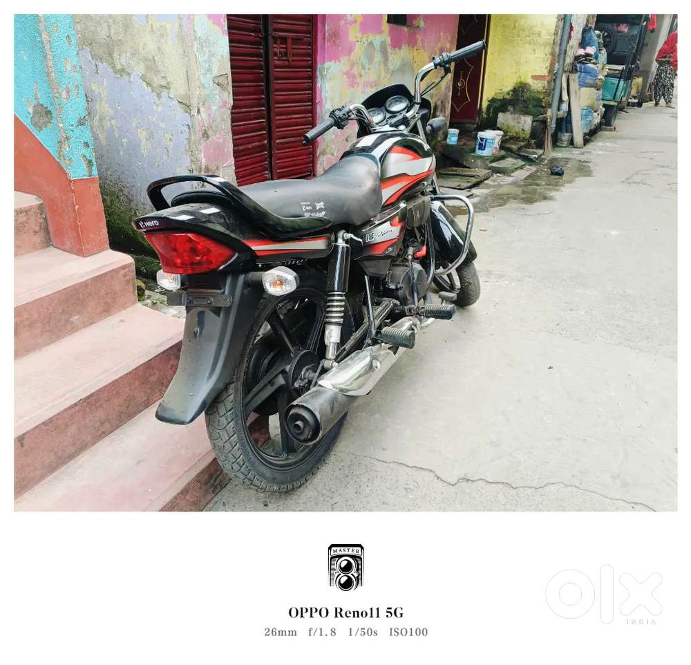 Hero hf Delux full new colour like bs 6 and thise is bs 4