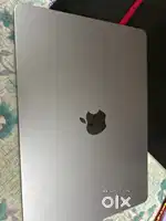 Macbook M2 June 2023 No scracth Flawless