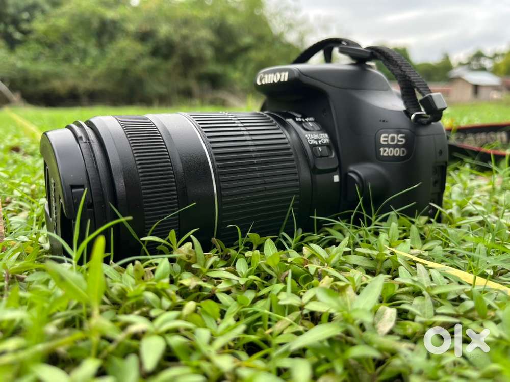 Canon EOS 1200D