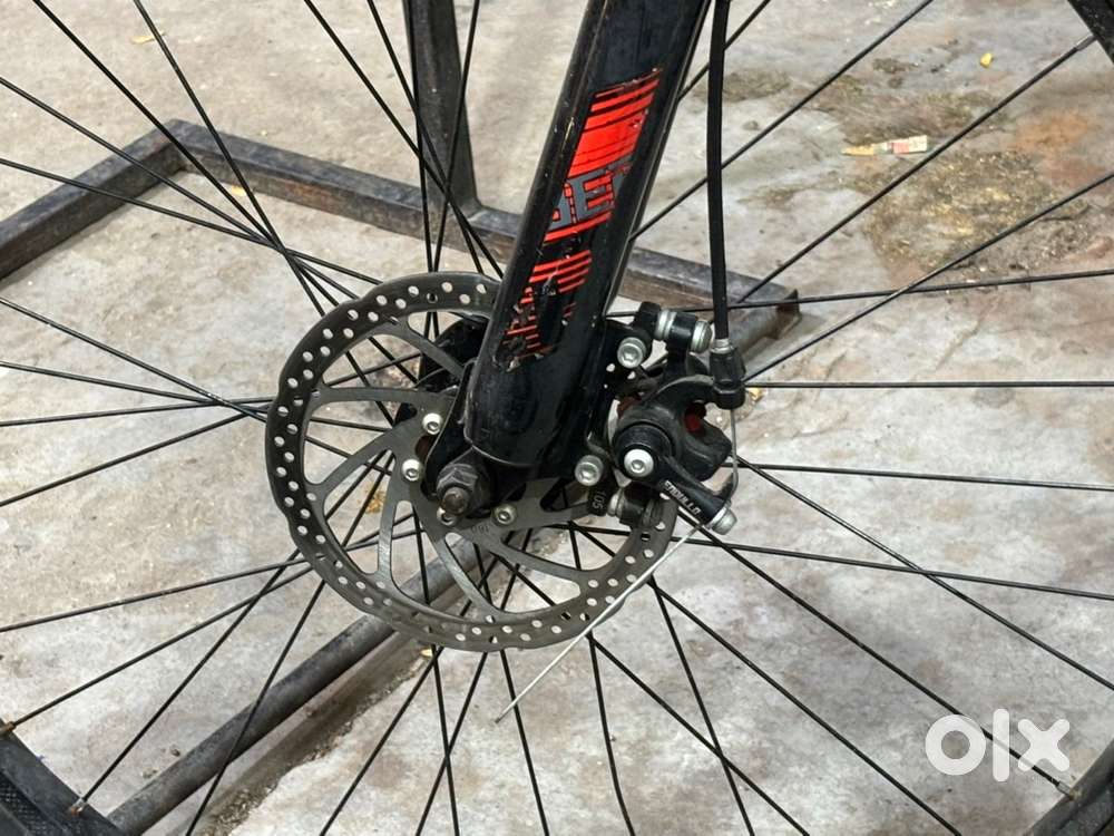 Front shocker disc brake