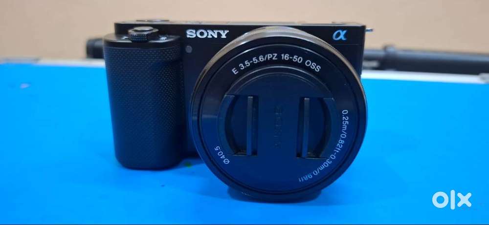 Sony ZV-E10L Mirrorless Camera, Like a New, 8 Months Old Only