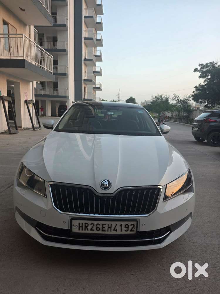 Skoda Superb, 2019, Petrol