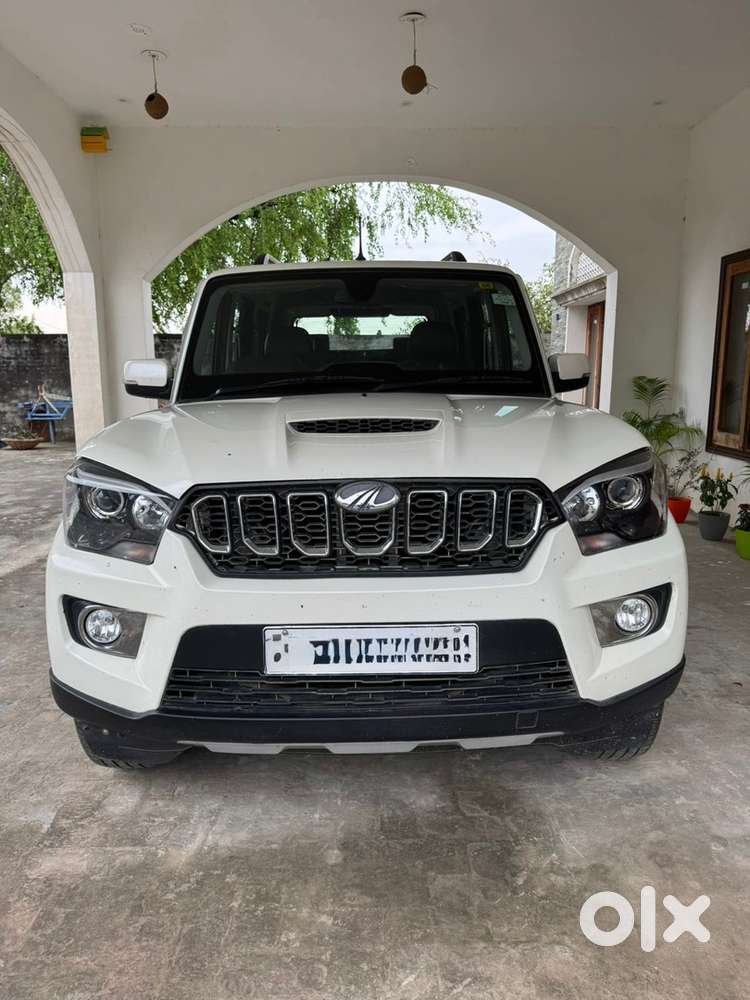 Mahindra Scorpio 2020 s11