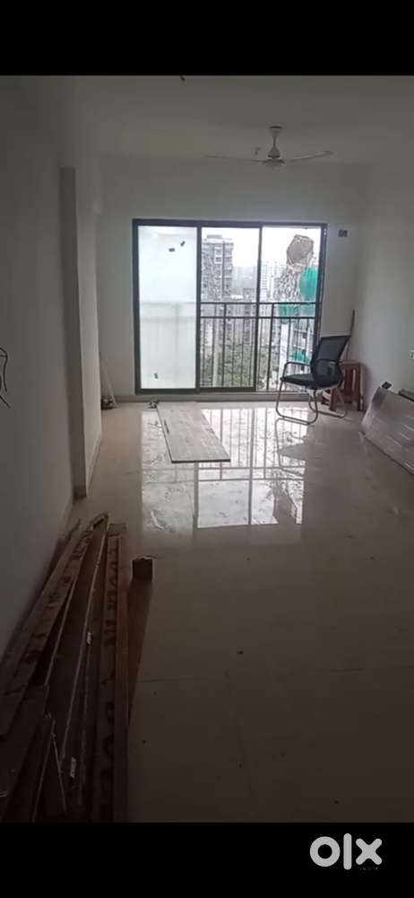 2 bhk for sale in Azad nagar near lokhanwala complex