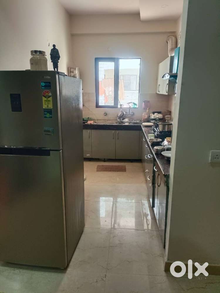 3bhk 150gaj semifurnished flat with power backup Dmart peermuchala