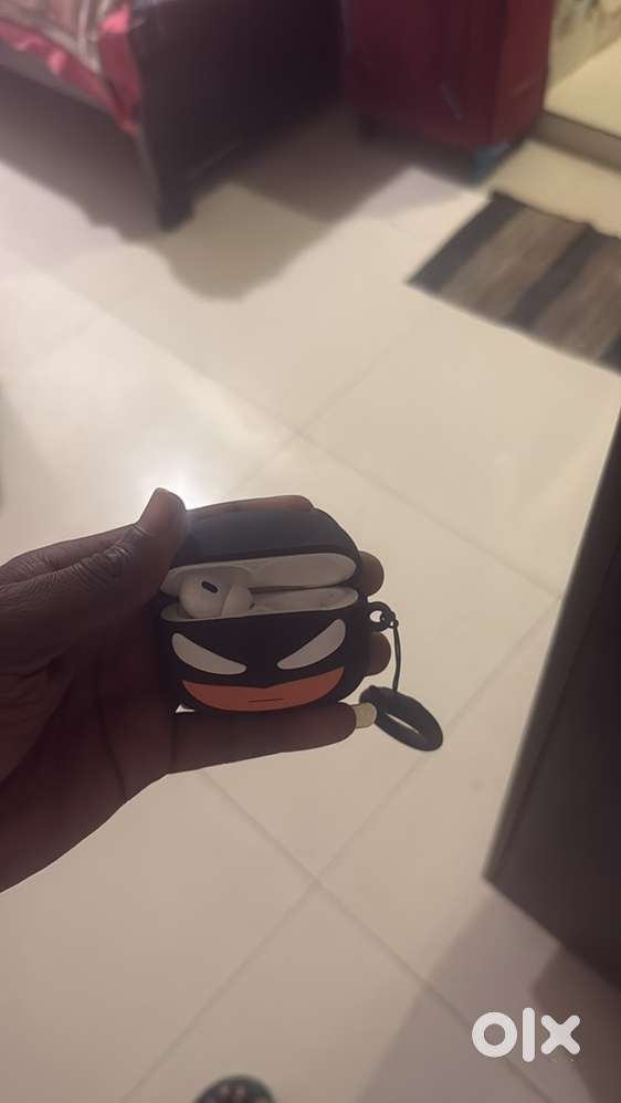 2nd generation airpods