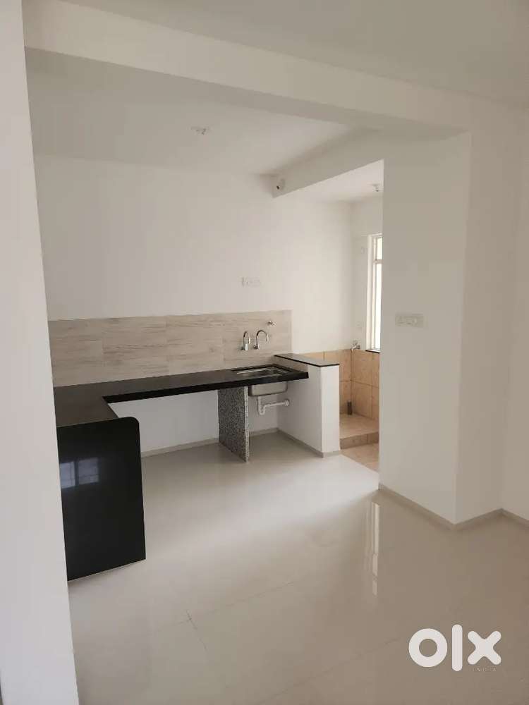 URGENT - 3BHK, 3Bathroom Flat on RENT