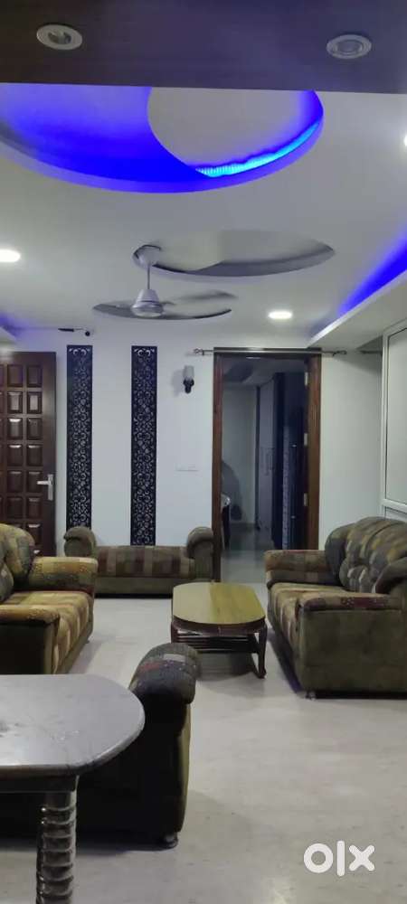 Only female hotel job or saloon spa job