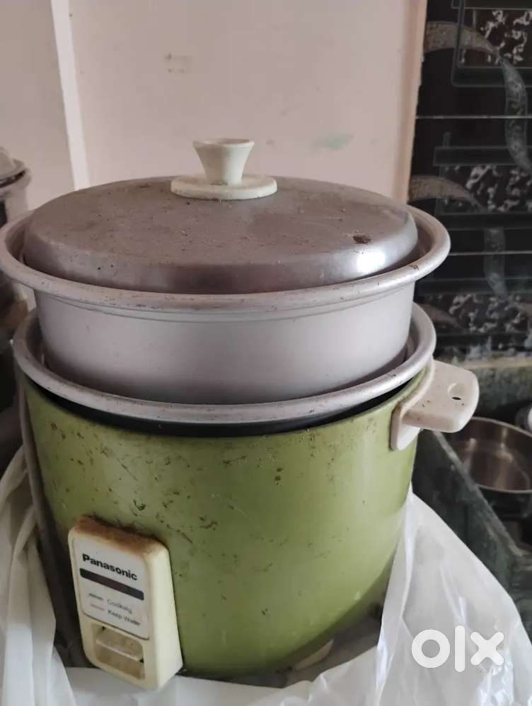 Panasonic rice cooker with 2 bowls for sale
