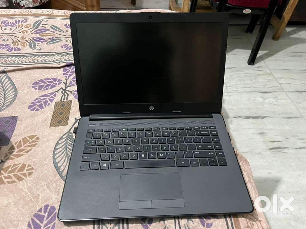 Hp laptop in scratch less condition