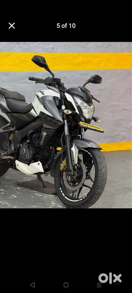 Bajaj          Pulsar         NS.      200      cc