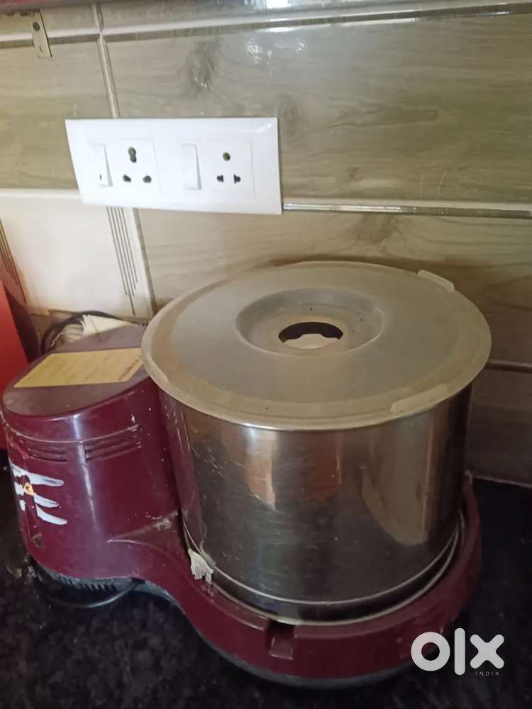 A 5 litre wet grinder for sale