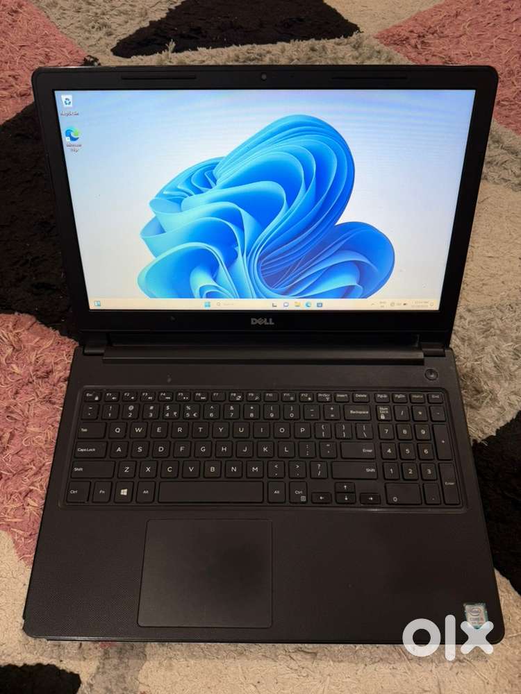 Dell Laptop Excellent Condition