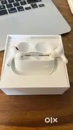 Airpod Pro 2 l Apple Care+  Like New