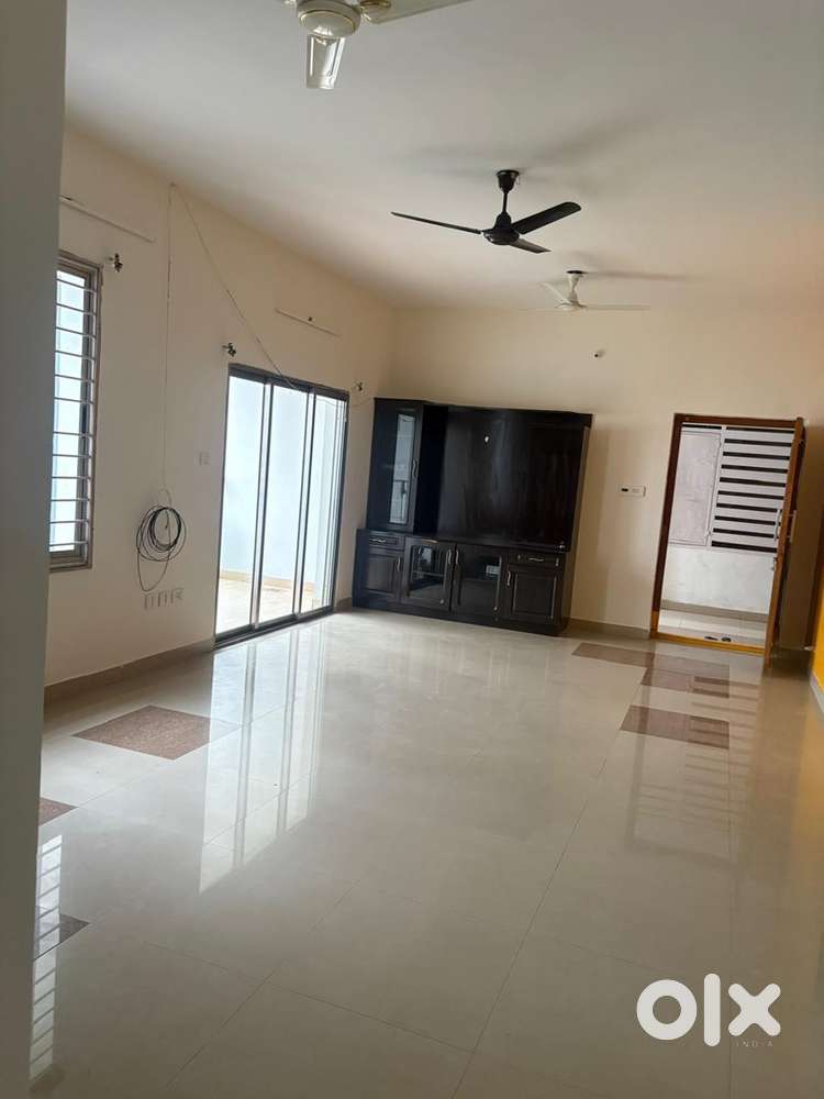 2BHK with 2 car parking in Gated Community apartment for sale